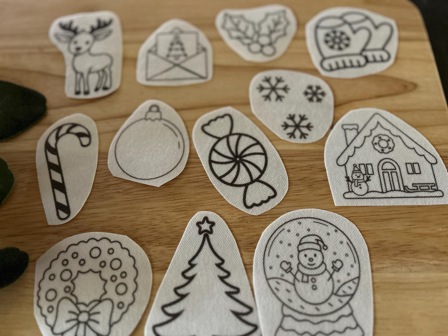 Christmas Stick and Stick Embroidery Patterns, DIY Embroidery, Wash away Transfers, Christmas Embroidery, Peel and Stick Embroidery